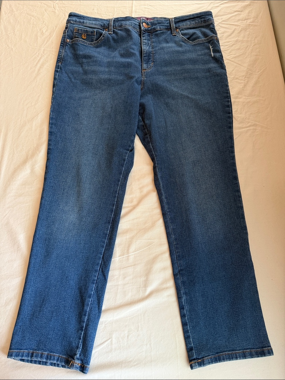 Gloria Vanderbilt Medium Blue Straight-Leg Women's Jeans